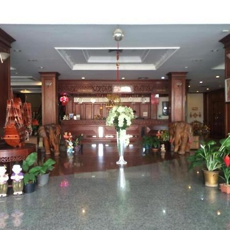 Angkham Hotel Vientiane Exterior photo