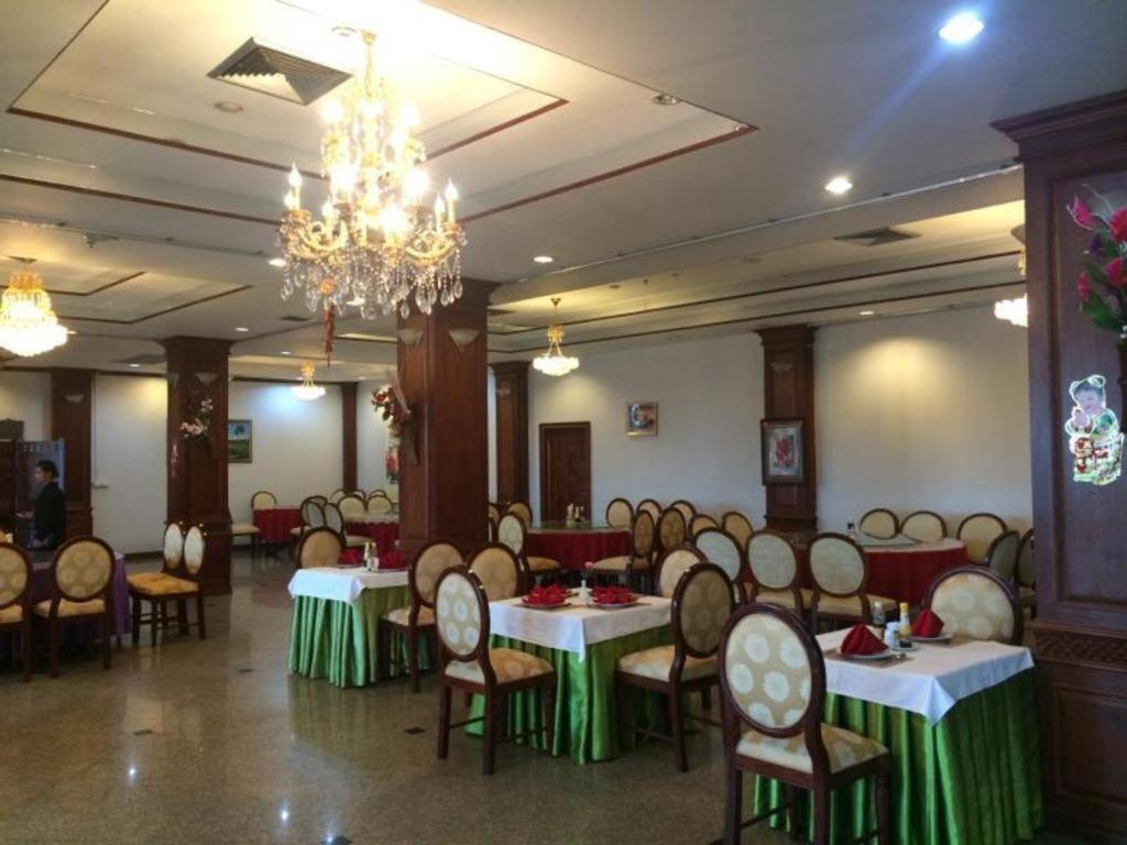 Angkham Hotel Vientiane Exterior photo